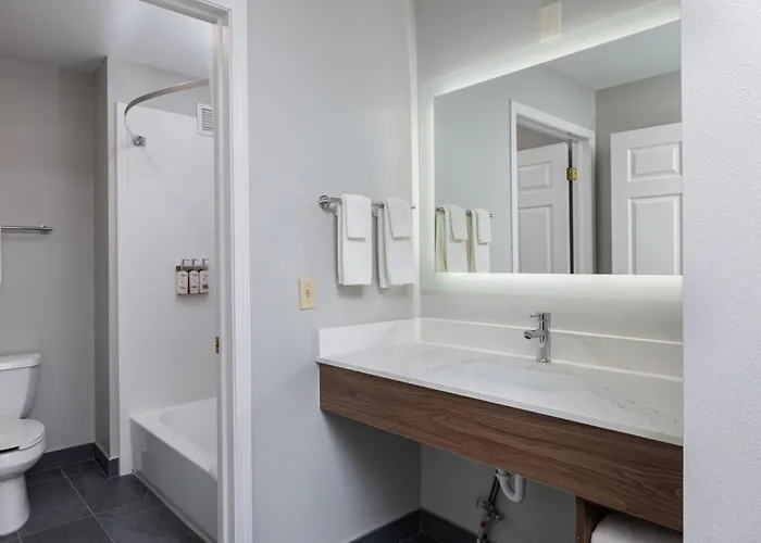 Staybridge Suites Madison - East By Ihg