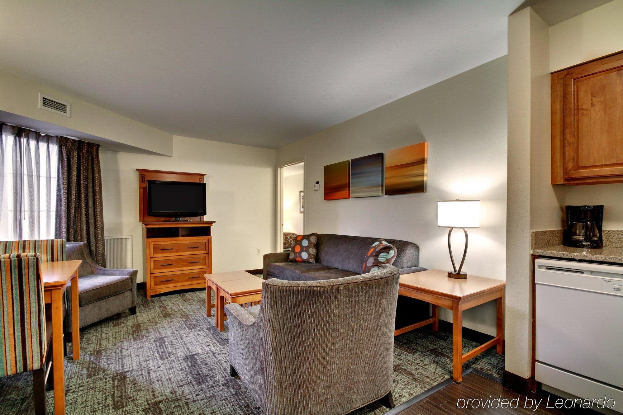 Staybridge - East By Ihg 3* Madison
