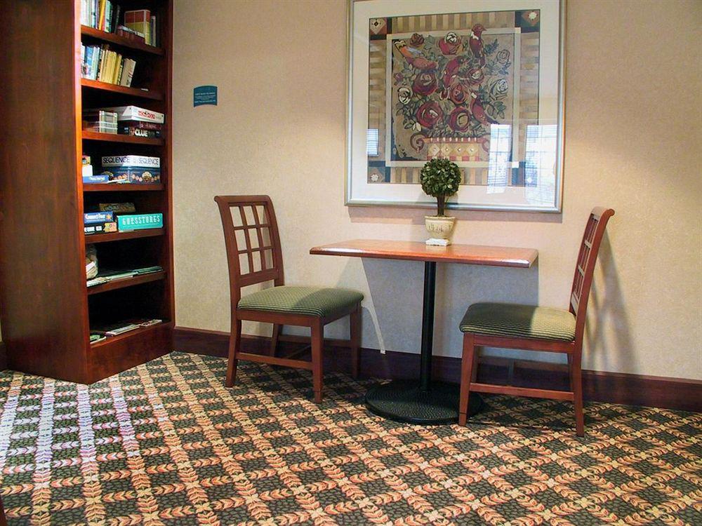 Staybridge - East By Ihg Hotel Madison